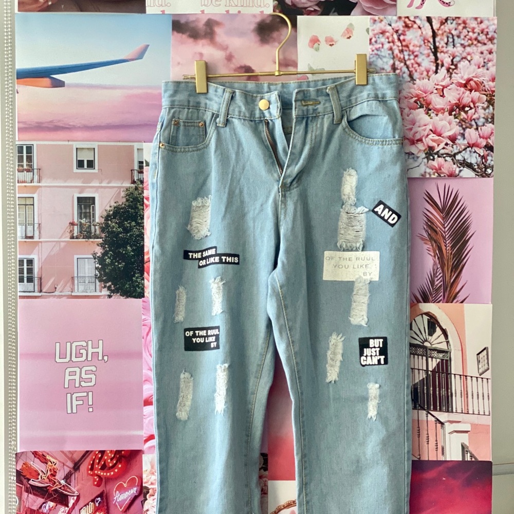 SHEIN Patch Jeans